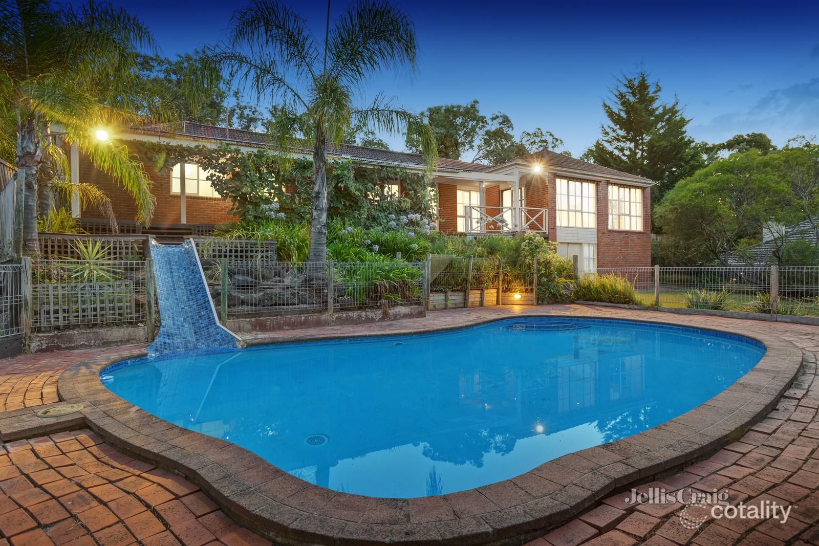 33-35 Alva Ave, Park Orchards, VIC 3114