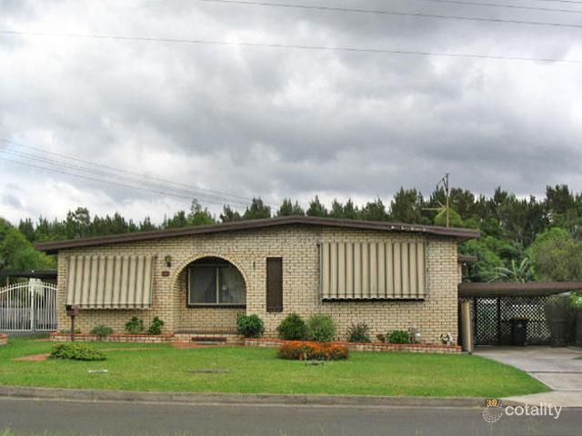 36 Lakelands Dr, Dapto, NSW 2530