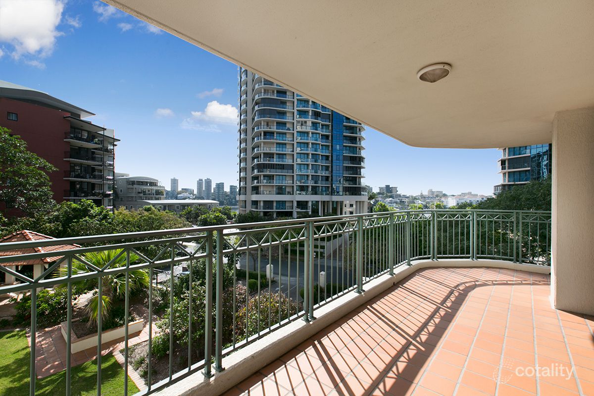 3/1 Goodwin St, Kangaroo Point, QLD 4169