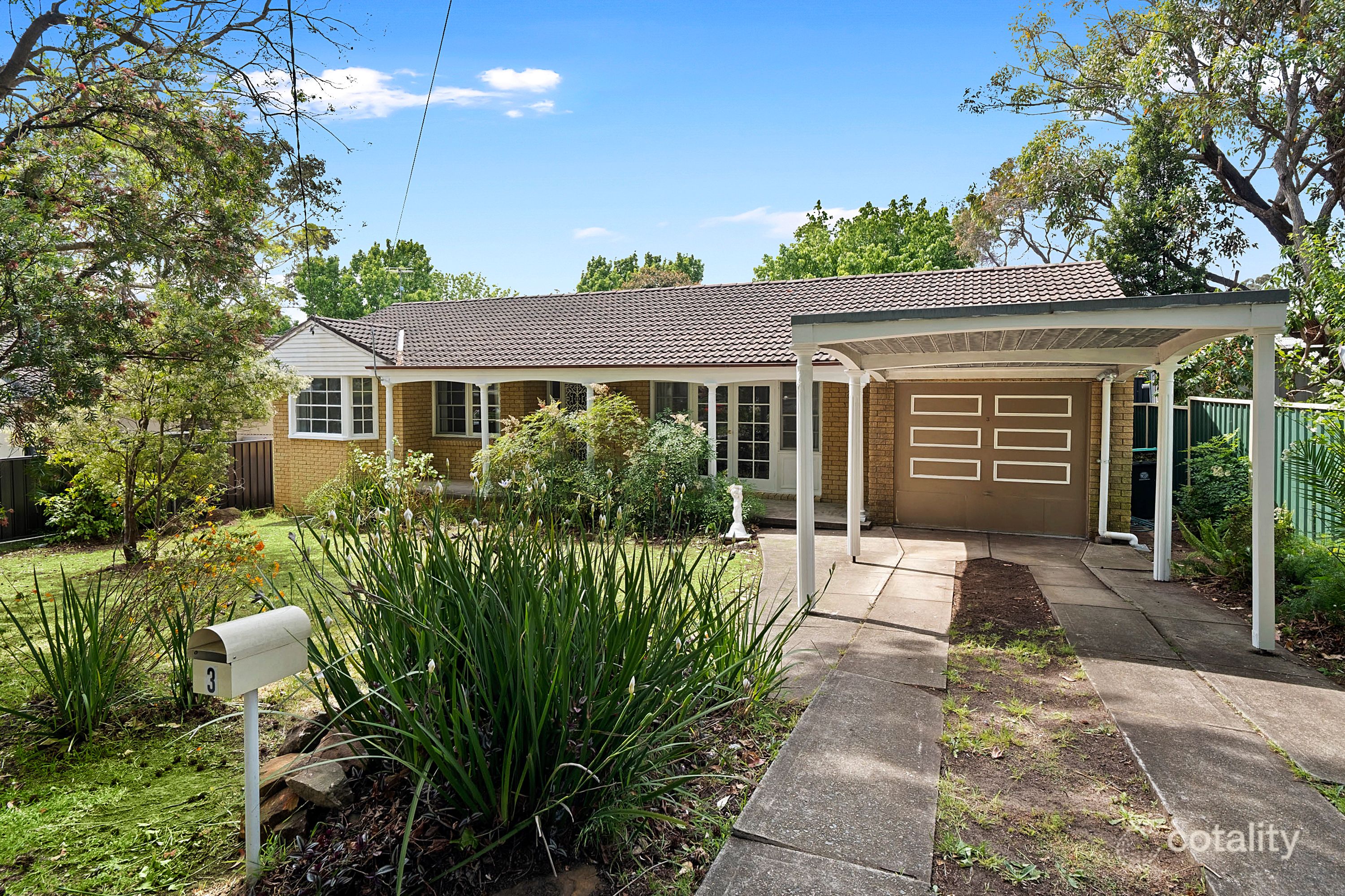 3 Drayton Ave, Castle Hill, NSW 2154
