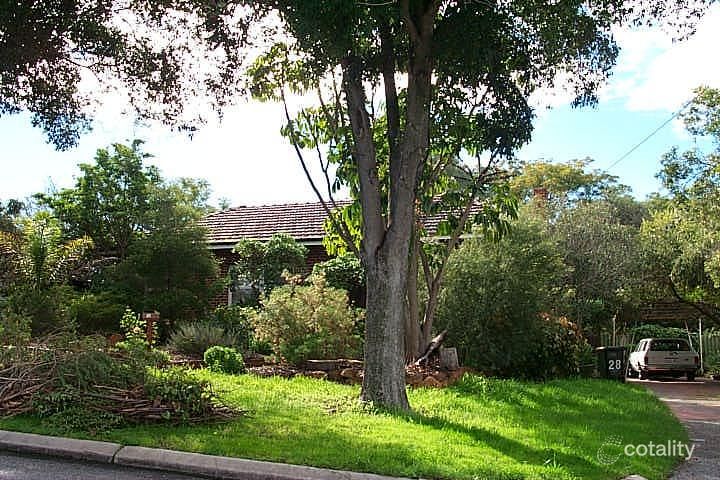 28 Emily St, St James, WA 6102