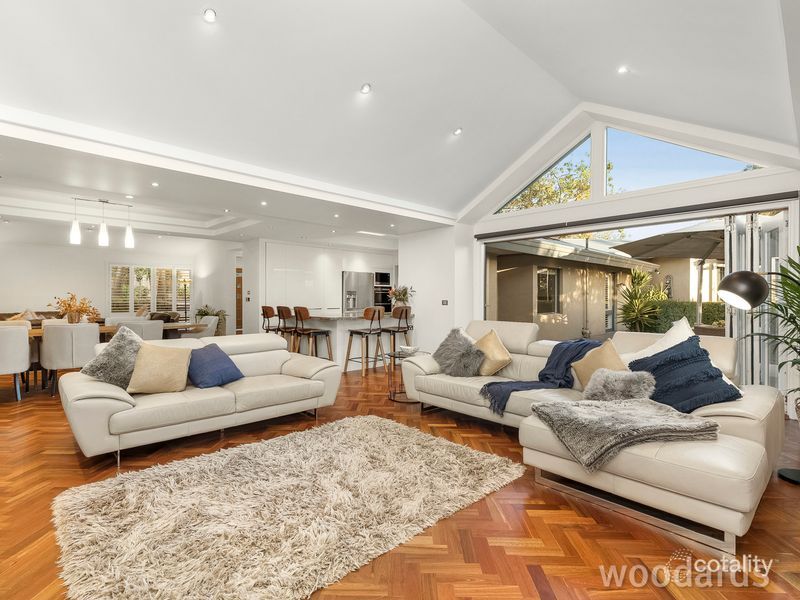 24 The Glen, Donvale, VIC 3111