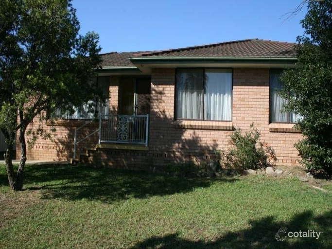 22 Yeovil Dr, Bomaderry, NSW 2541