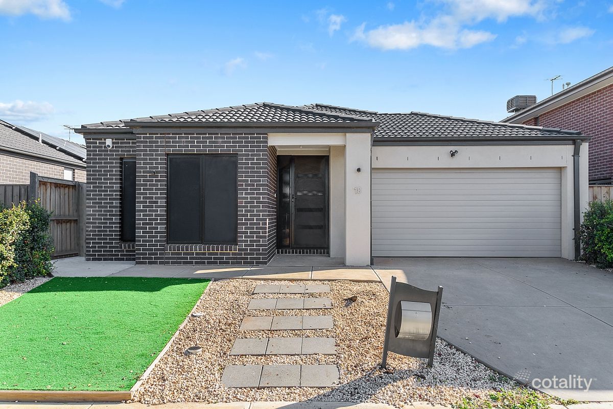 18 Arkins Cct, Tarneit, VIC 3029