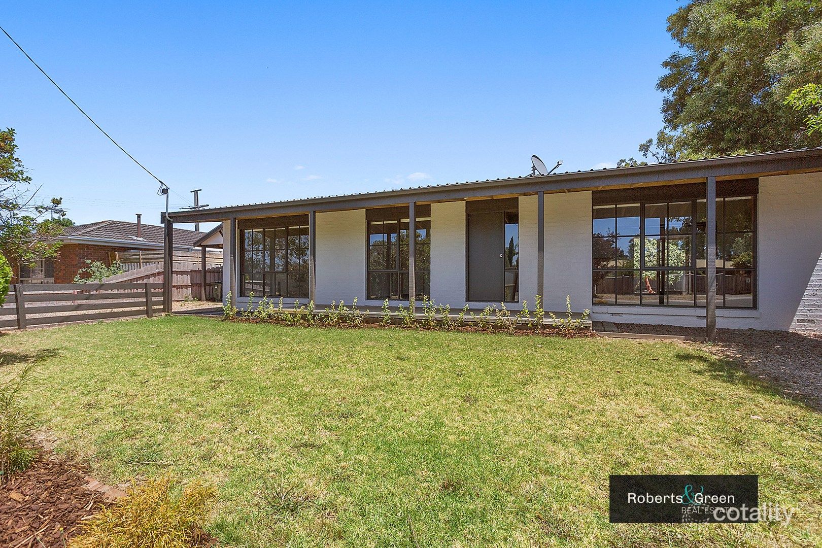 2 Auburn Ct, Hastings, VIC 3915