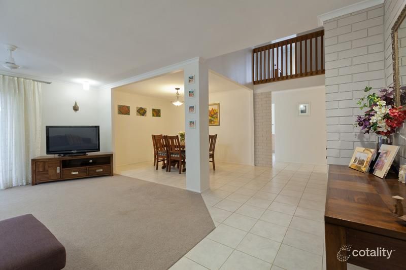 134 Fig Tree Pocket Rd, Chapel Hill, QLD 4069