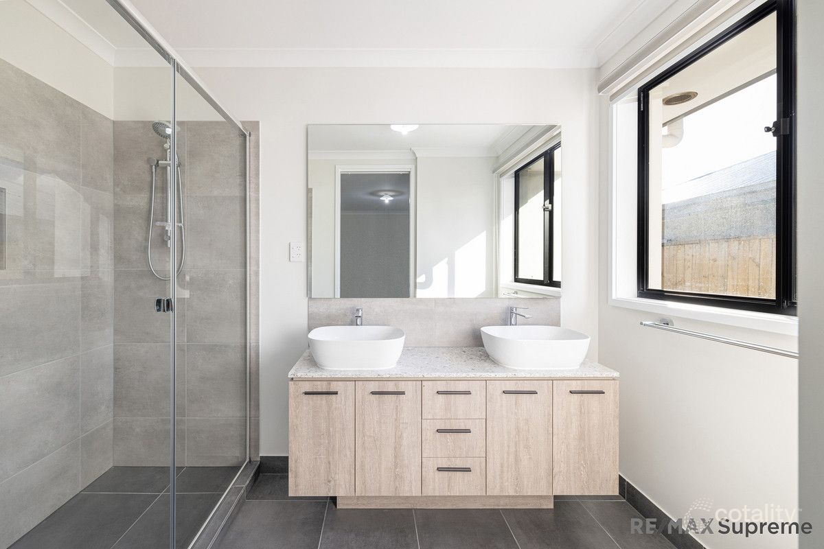 40 Byron Dr, Jimboomba, QLD 4280