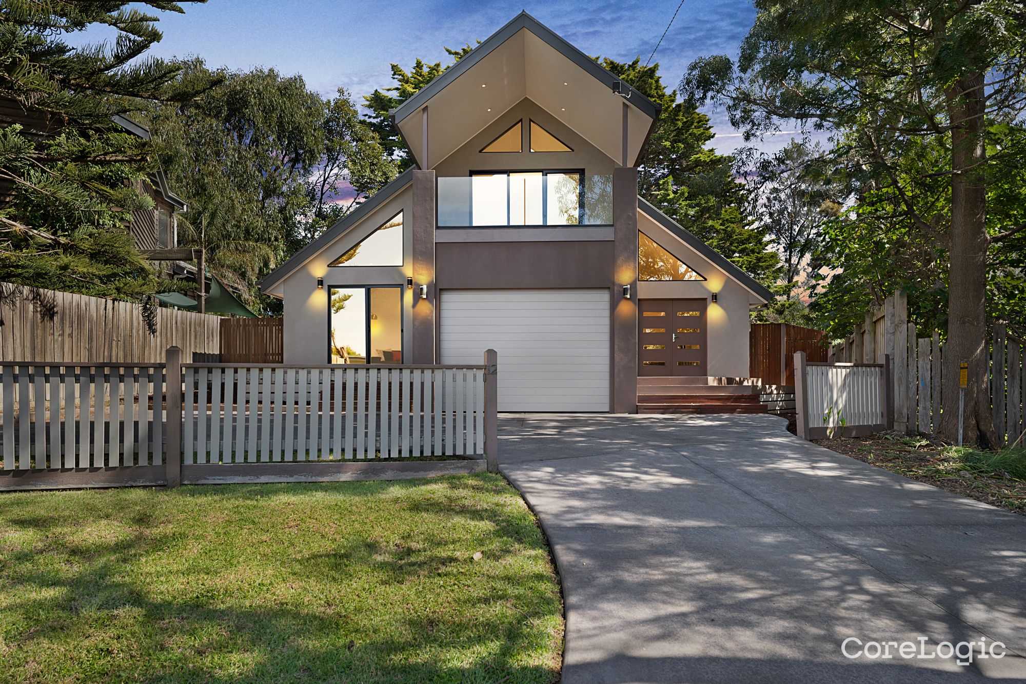 12 Hollywood Cres, Smiths Beach, VIC 3922