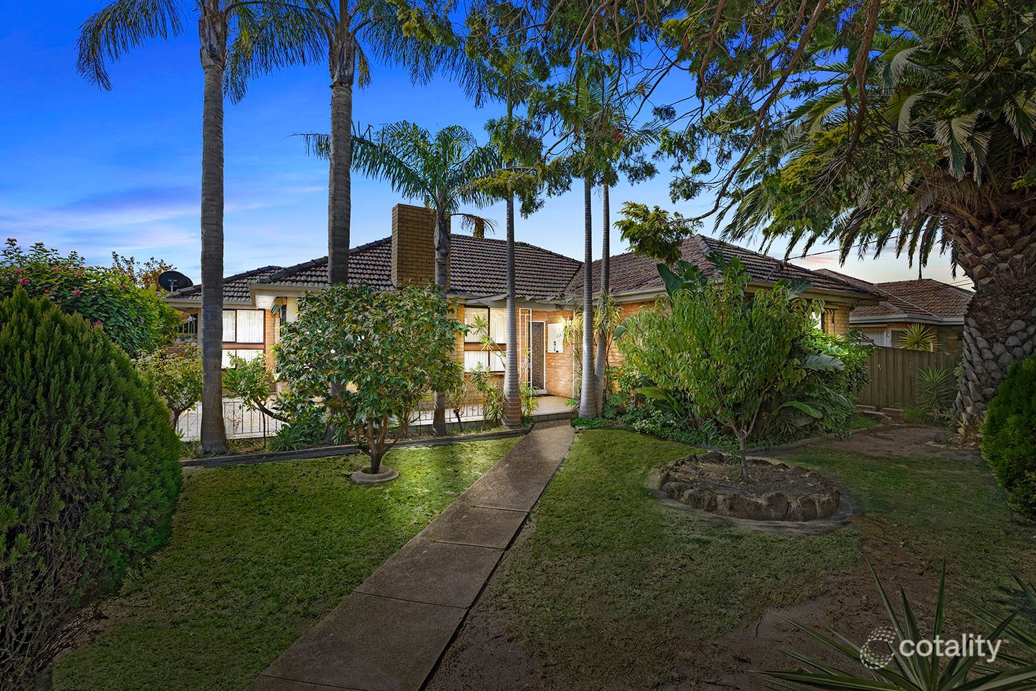 65 Centre Dandenong Rd, Cheltenham, VIC 3192