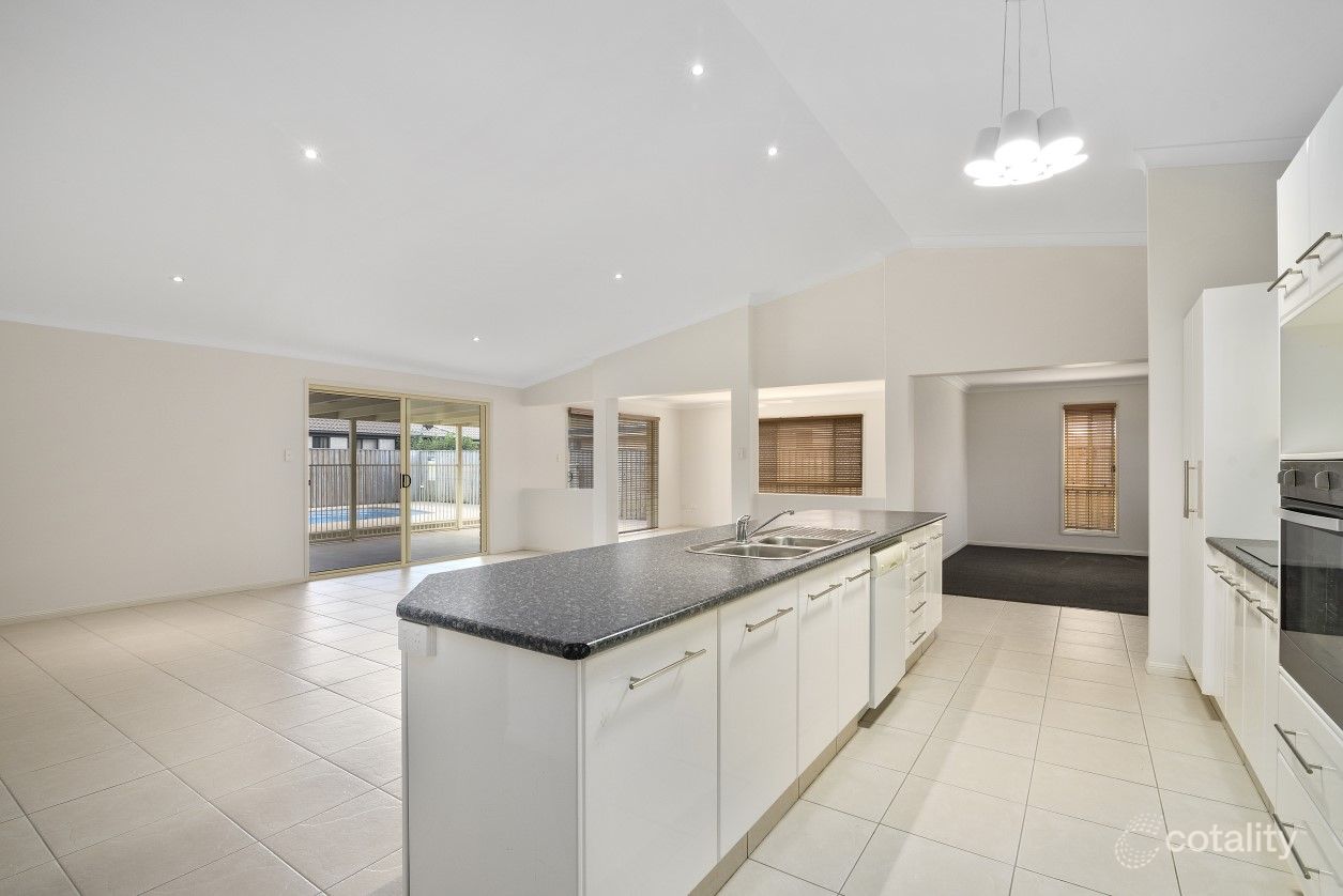 10 Macquarie St, Banora Point, NSW 2486