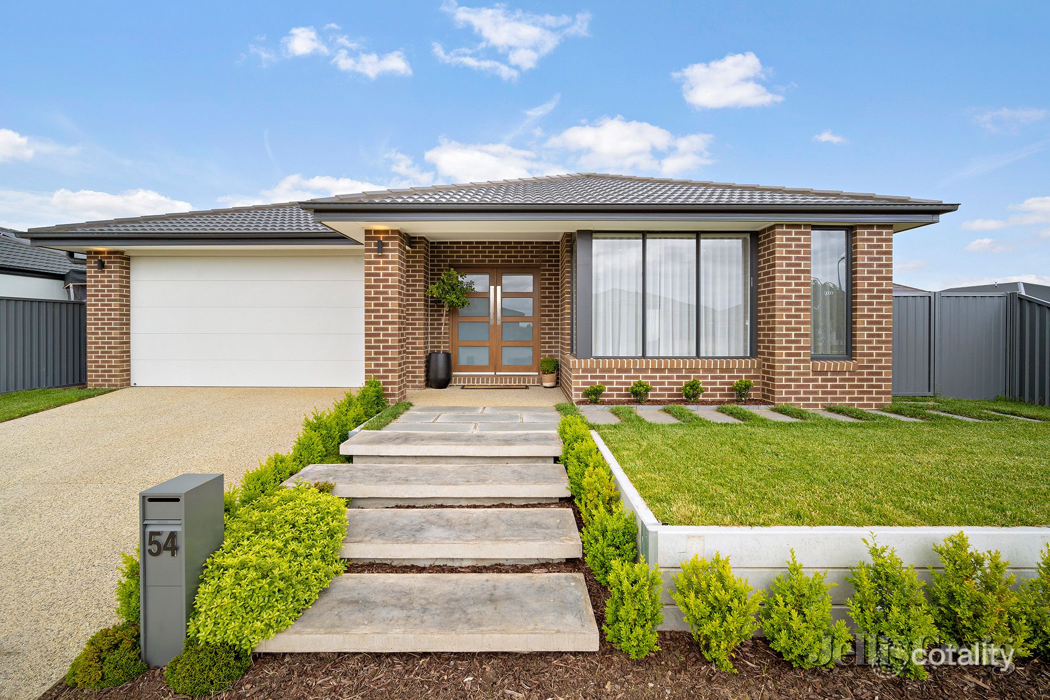 54 Longford Rd, Alfredton, VIC 3350