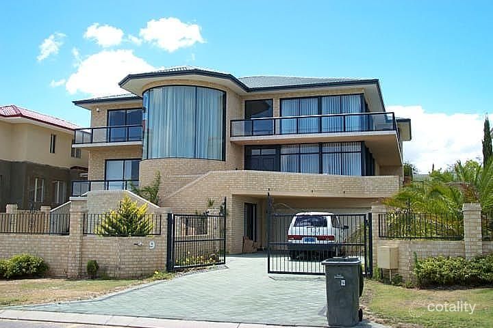 9 Aurora Gr, Ocean Reef, WA 6027