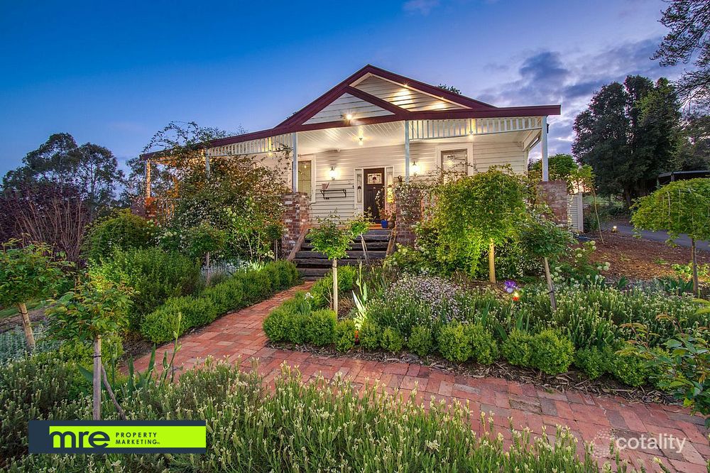 5 Knolls Lane, Silvan, VIC 3795