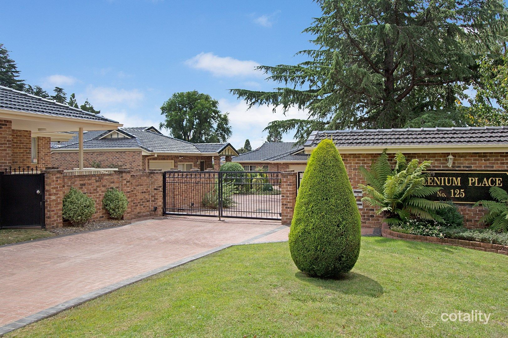 2/125 Brown St, Armidale, NSW 2350