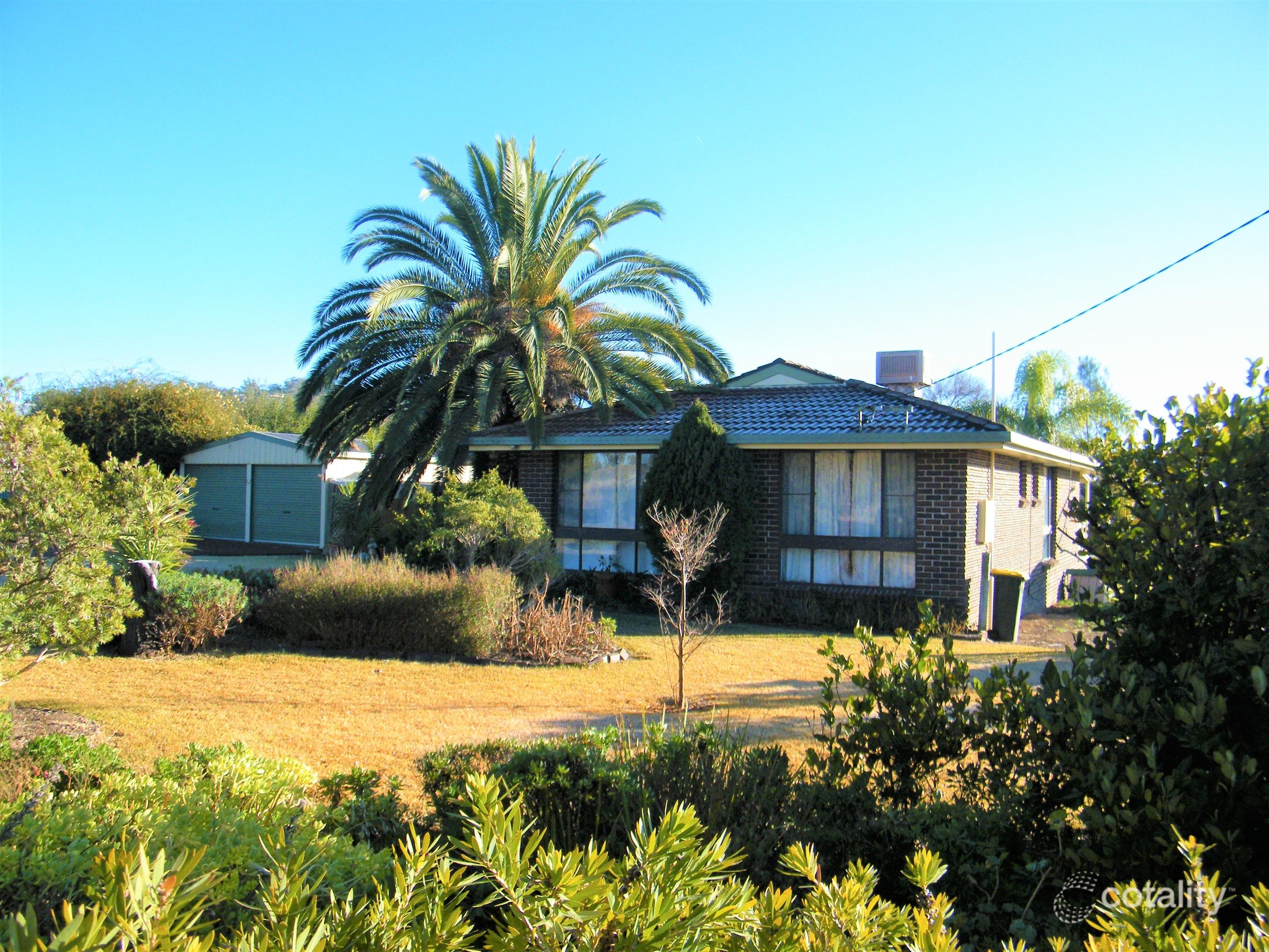28 South St, Quirindi, NSW 2343