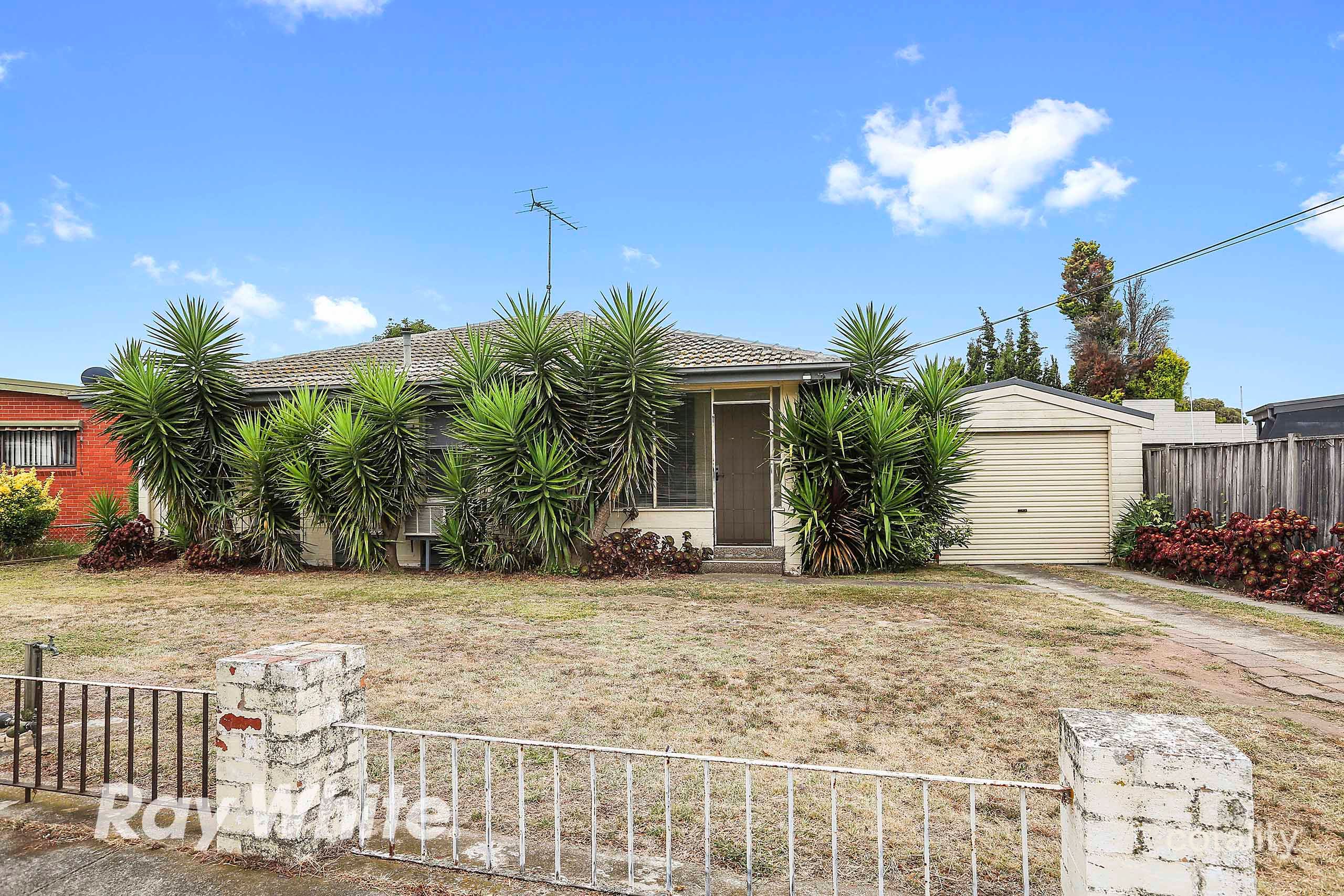 4 Gambier Gr, Corio, VIC 3214