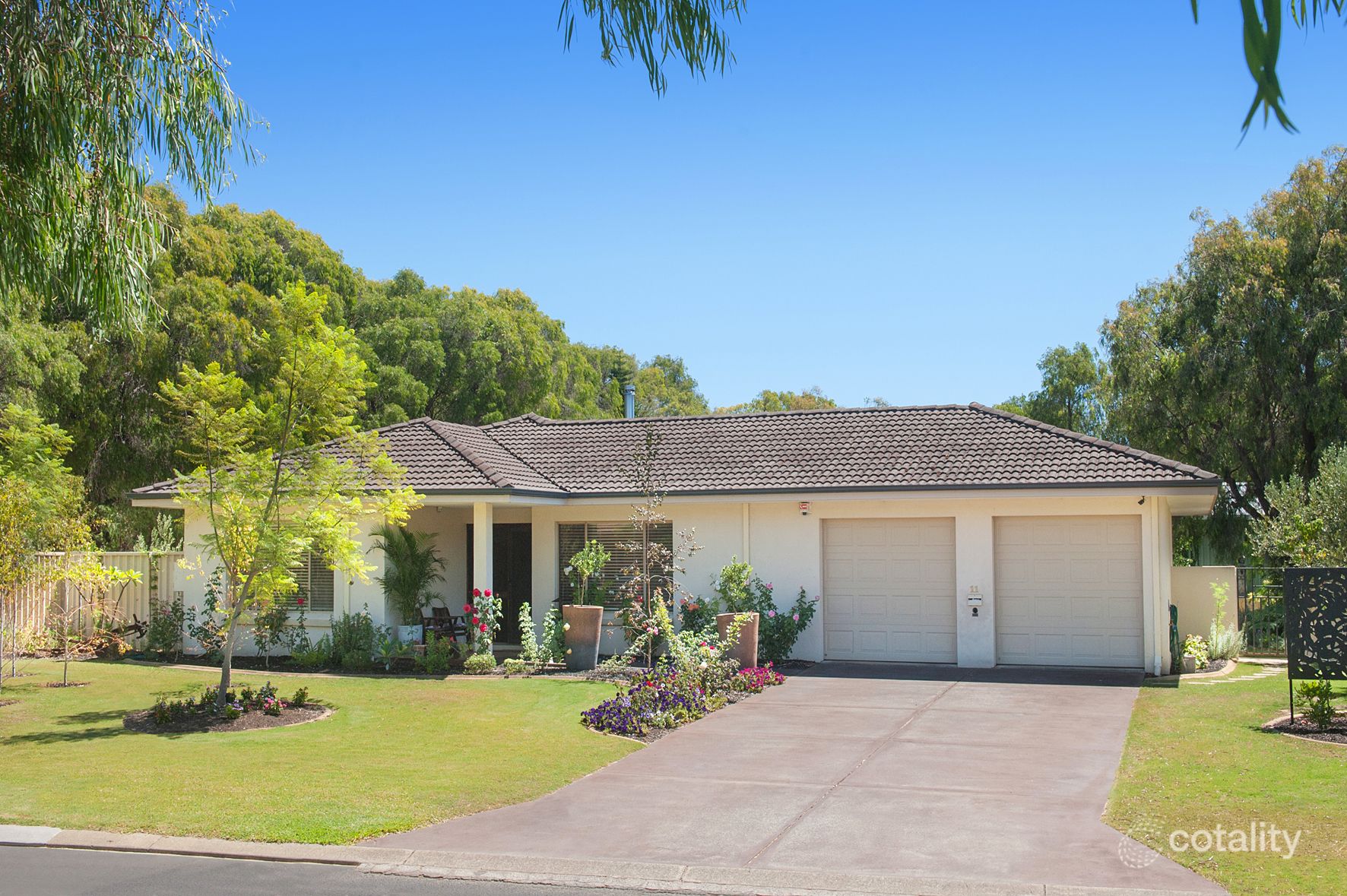 11 Harwood Rd, Geographe, WA 6280