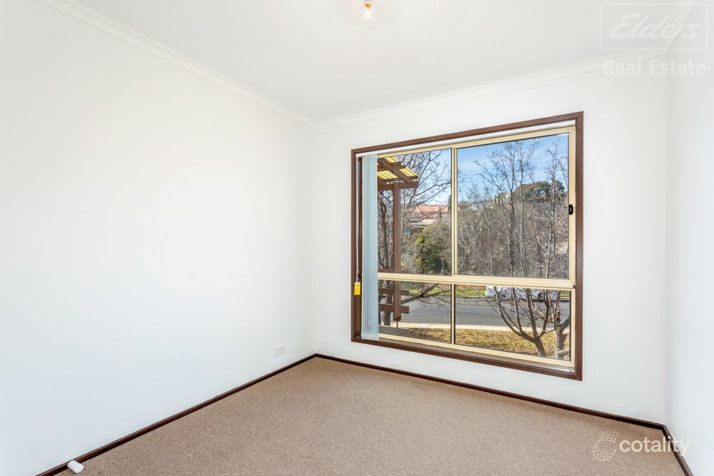 7/2 Lazarus Cres, Queanbeyan West, NSW 2620