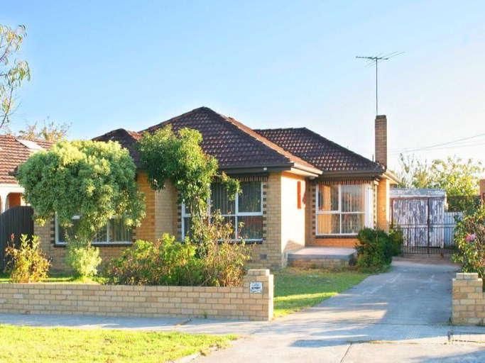 2 St Johns Ct, Reservoir, VIC 3073