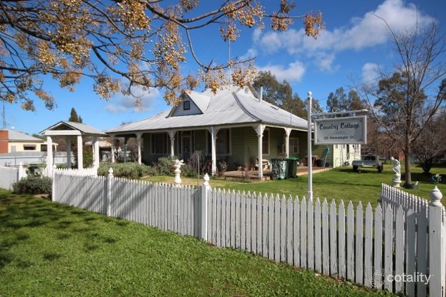 38 Menangle St, Ganmain, NSW 2702