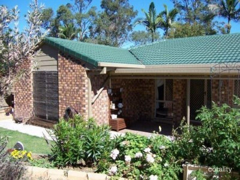 25 Dove Tree Cres, Sinnamon Park, QLD 4073