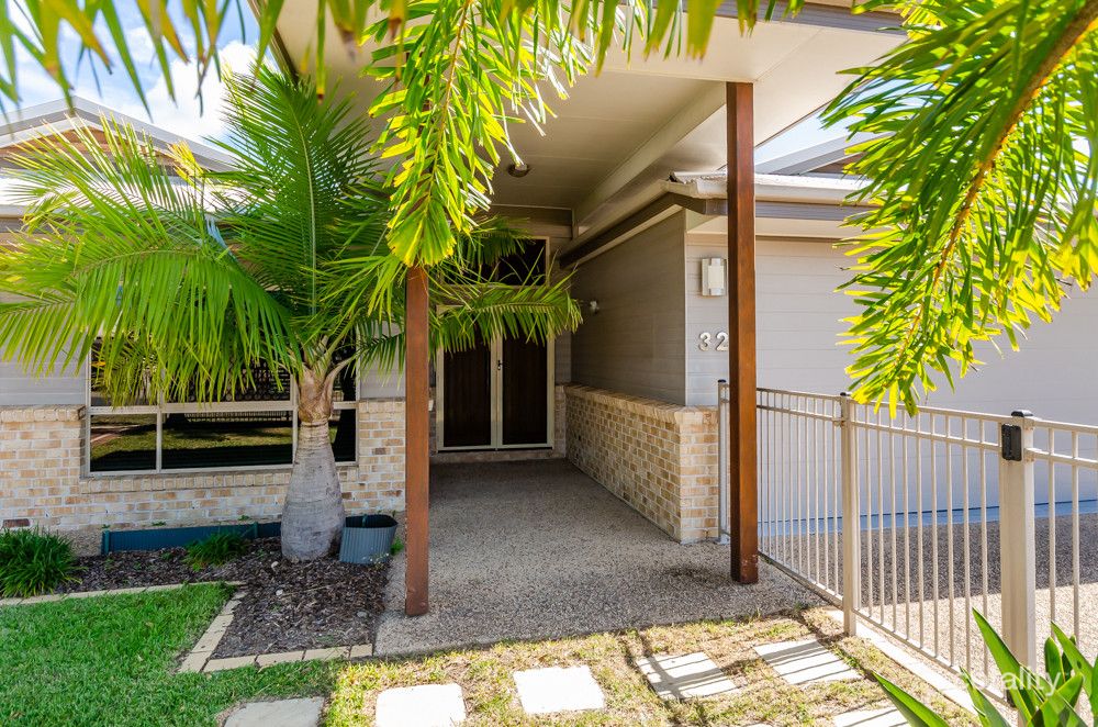 32 Wyara Cl, Clinton, QLD 4680