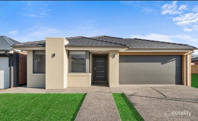 10 Warangal Way, Deanside, VIC 3336