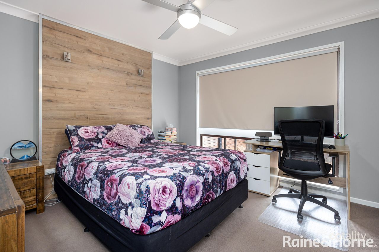 68 Jasmin Cres, Lake Albert, NSW 2650