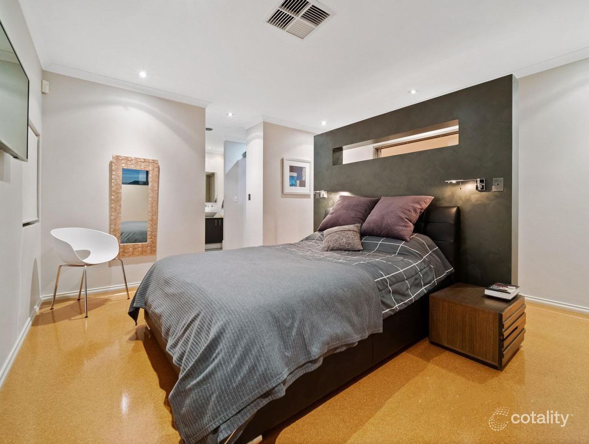 23 Orient Cct, Hillarys, WA 6025