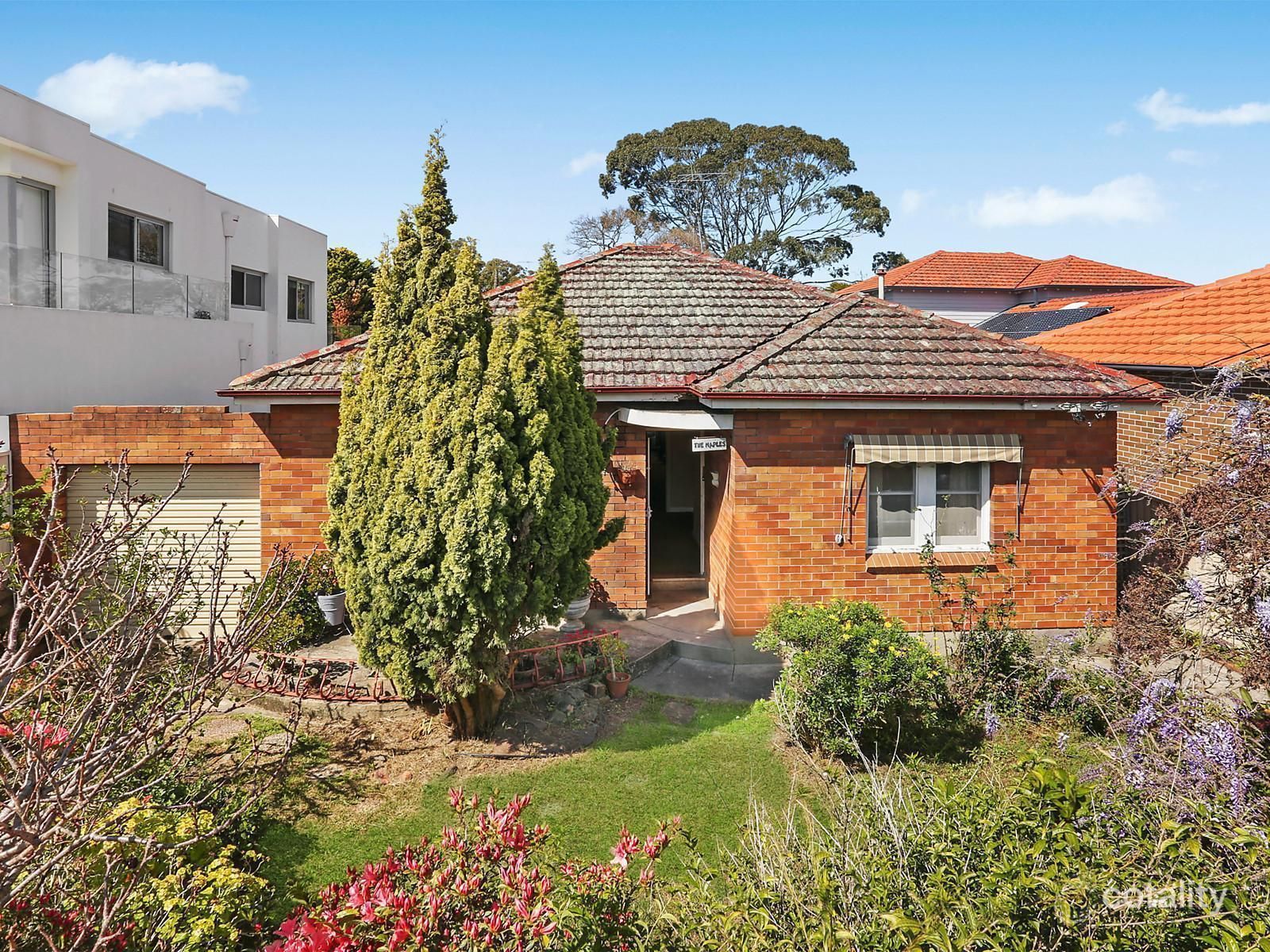 274 Connells Point Rd, Connells Point, NSW 2221
