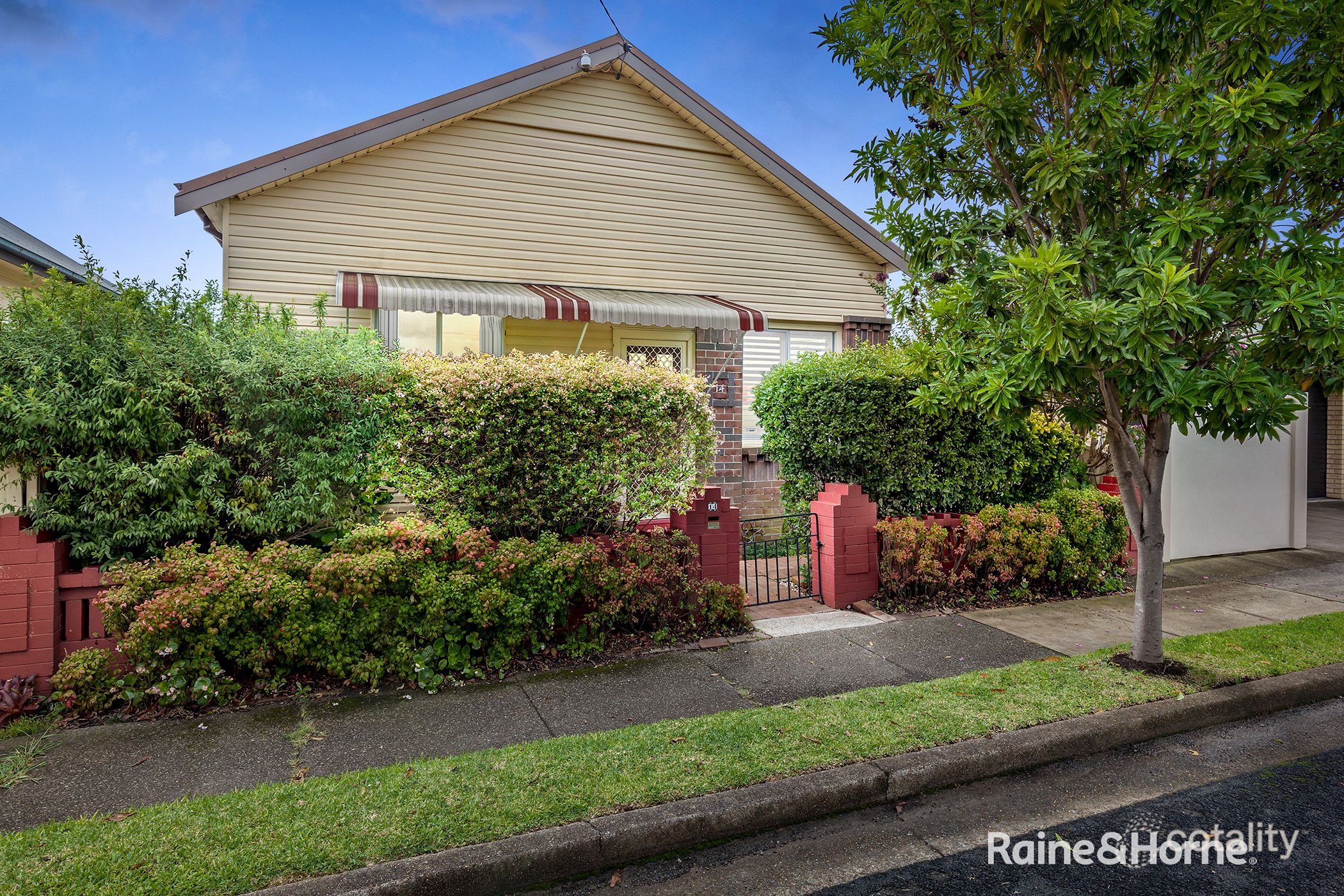 14 Gow St, Hamilton North, NSW 2292