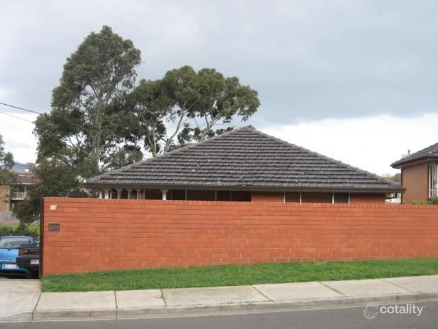 77 Newman Cres, Niddrie, VIC 3042