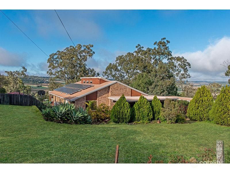 56 Valley View Dr, Meringandan West, QLD 4352