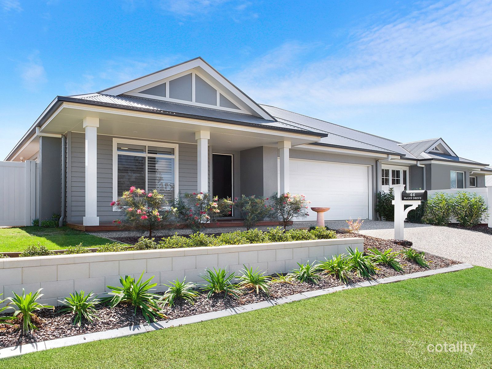 2/44 Mcgee Dr, Kearneys Spring, QLD 4350
