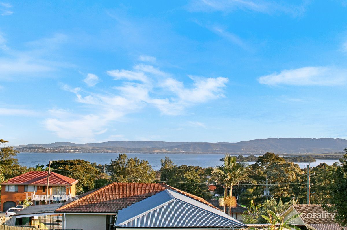 9b Gillard Pl, Berkeley, NSW 2506