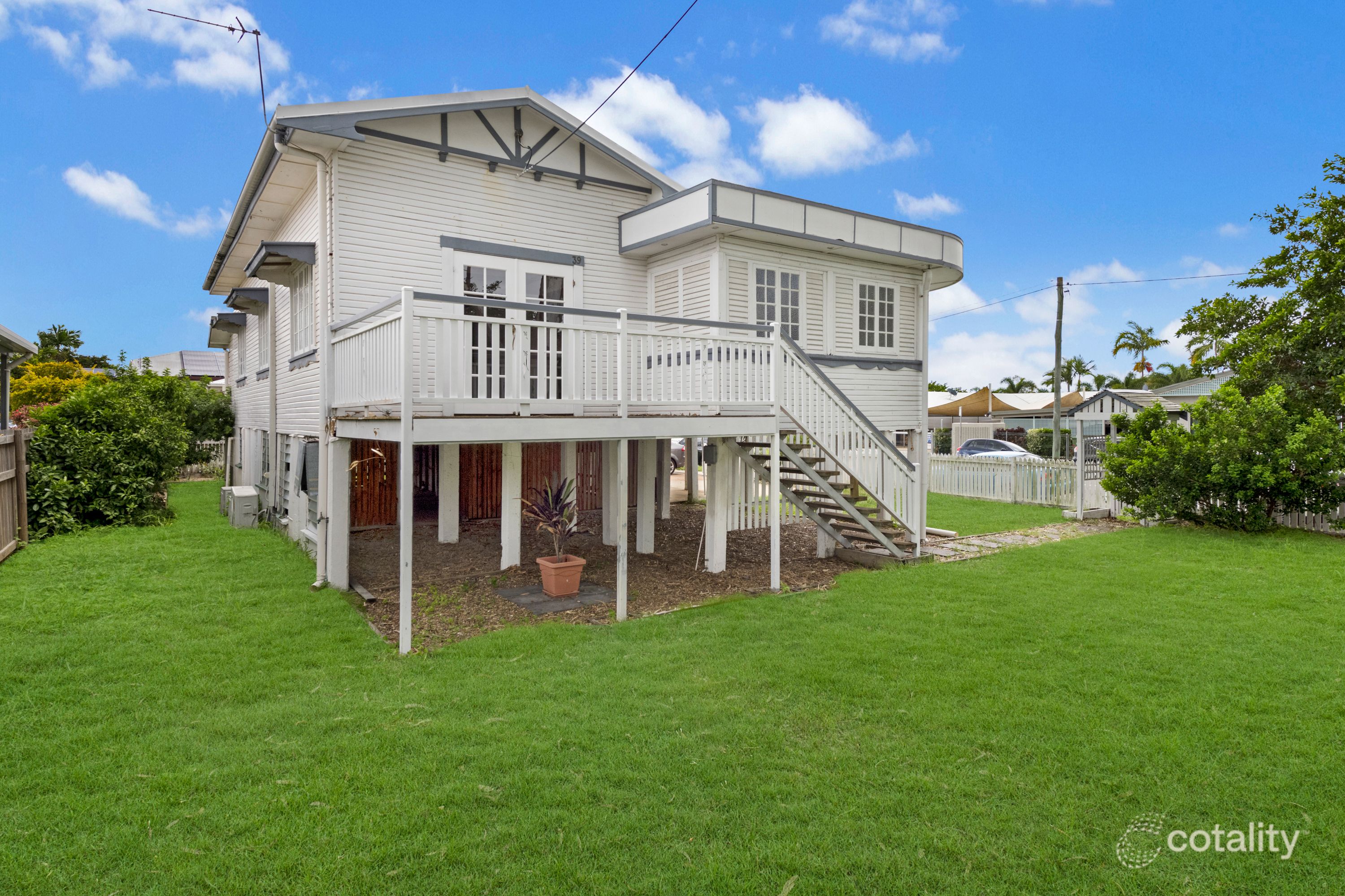 39 Diprose, Pimlico, QLD 4812