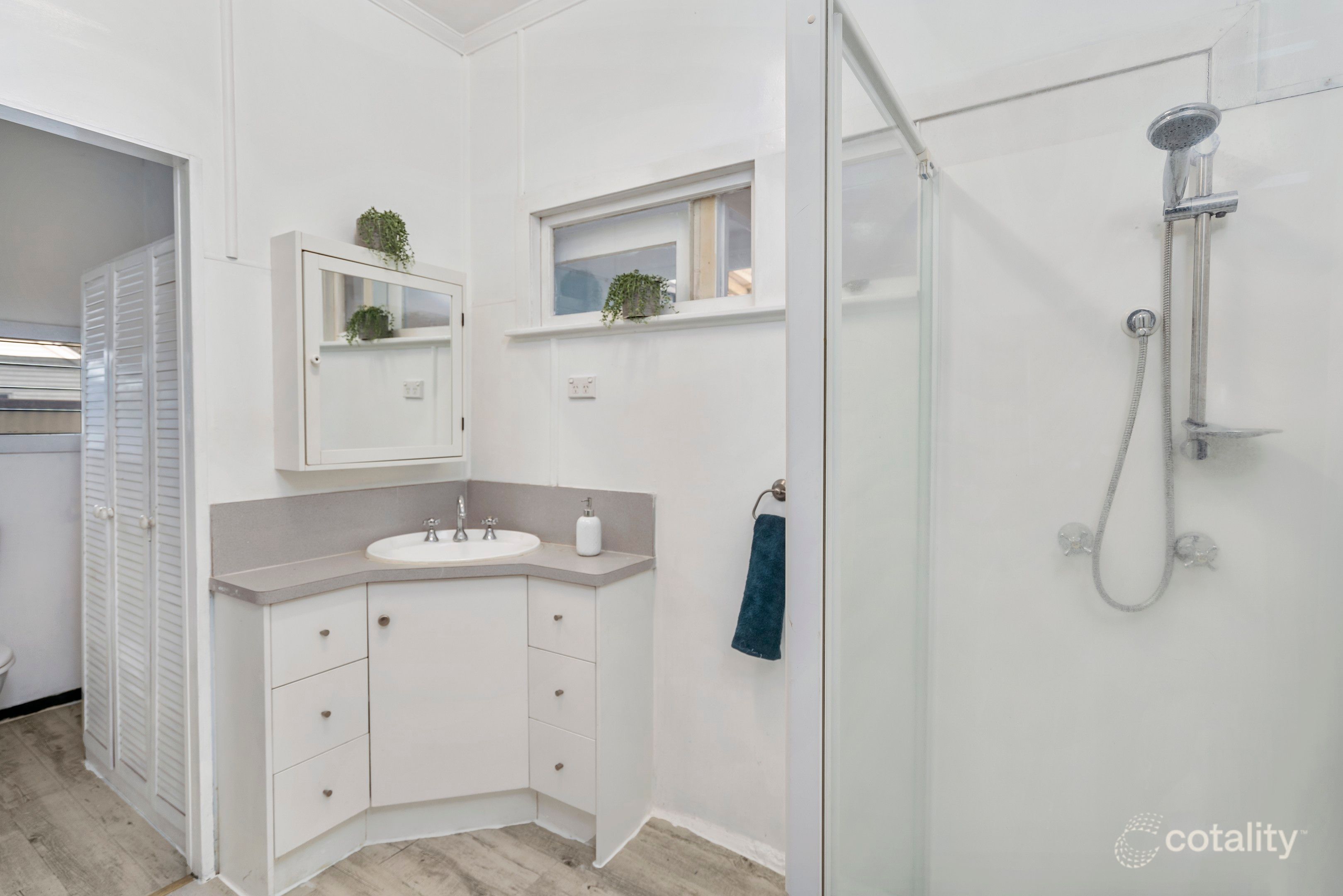 1460 Wynnum Rd, Tingalpa, QLD 4173