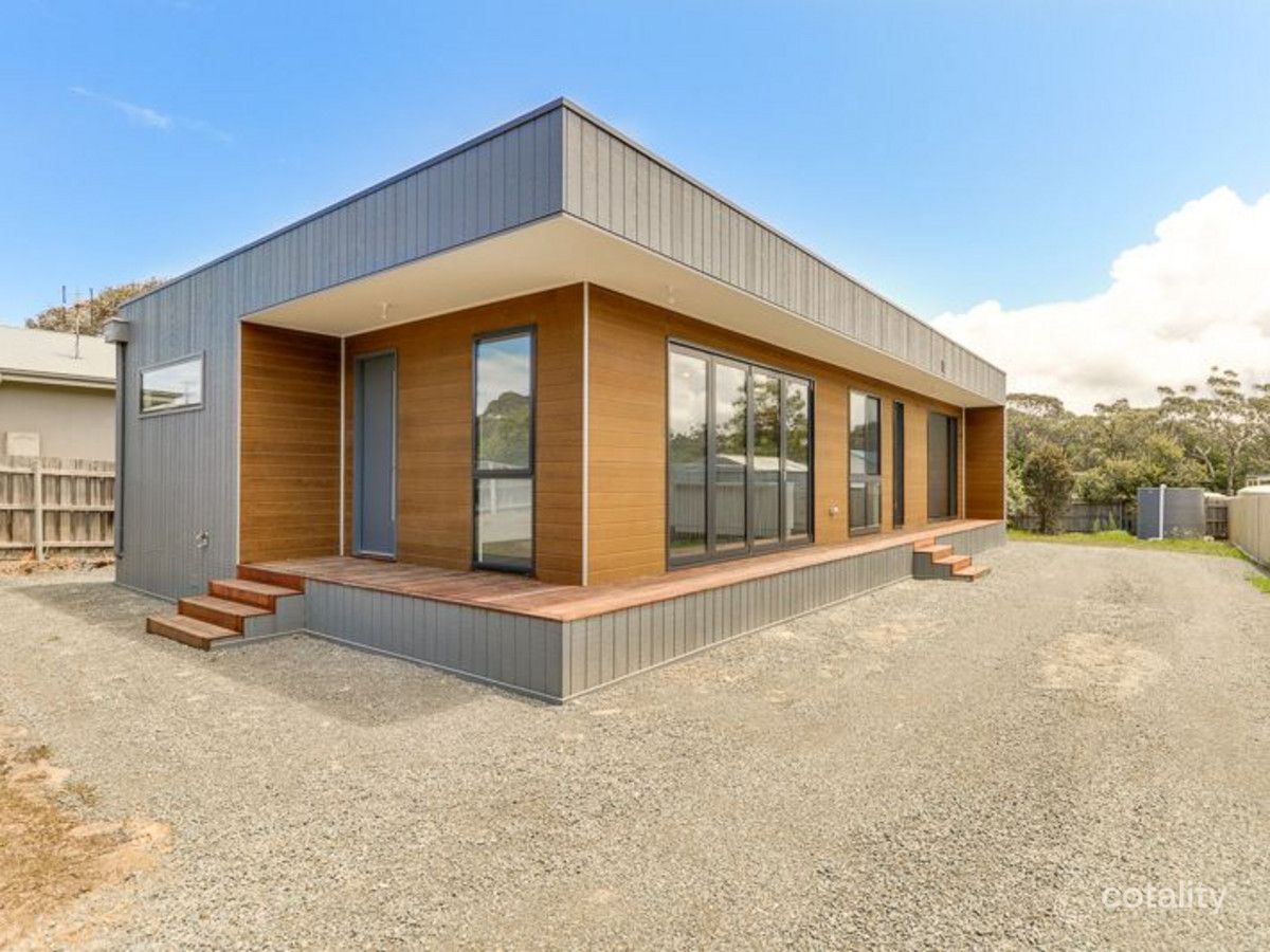 497 Lake Tyers Beach Rd, Lake Tyers Beach, VIC 3909