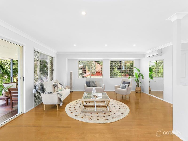 7 Jandakot Ct, Elanora, QLD 4221