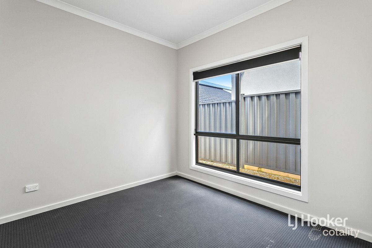 4 Everglade Cres, Roxburgh Park, VIC 3064