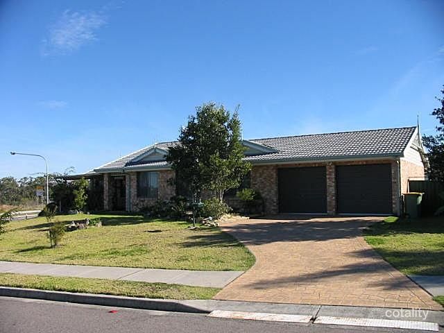 2 Timbara Cres, Blue Haven, NSW 2262