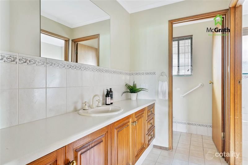 5 Woolacombe Ave, North Brighton, SA 5048