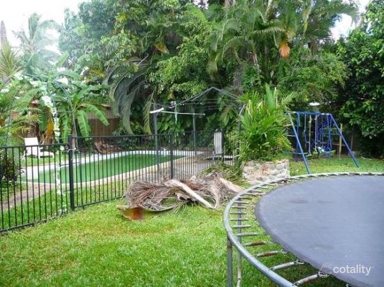 15 Sirius St, Bentley Park, QLD 4869