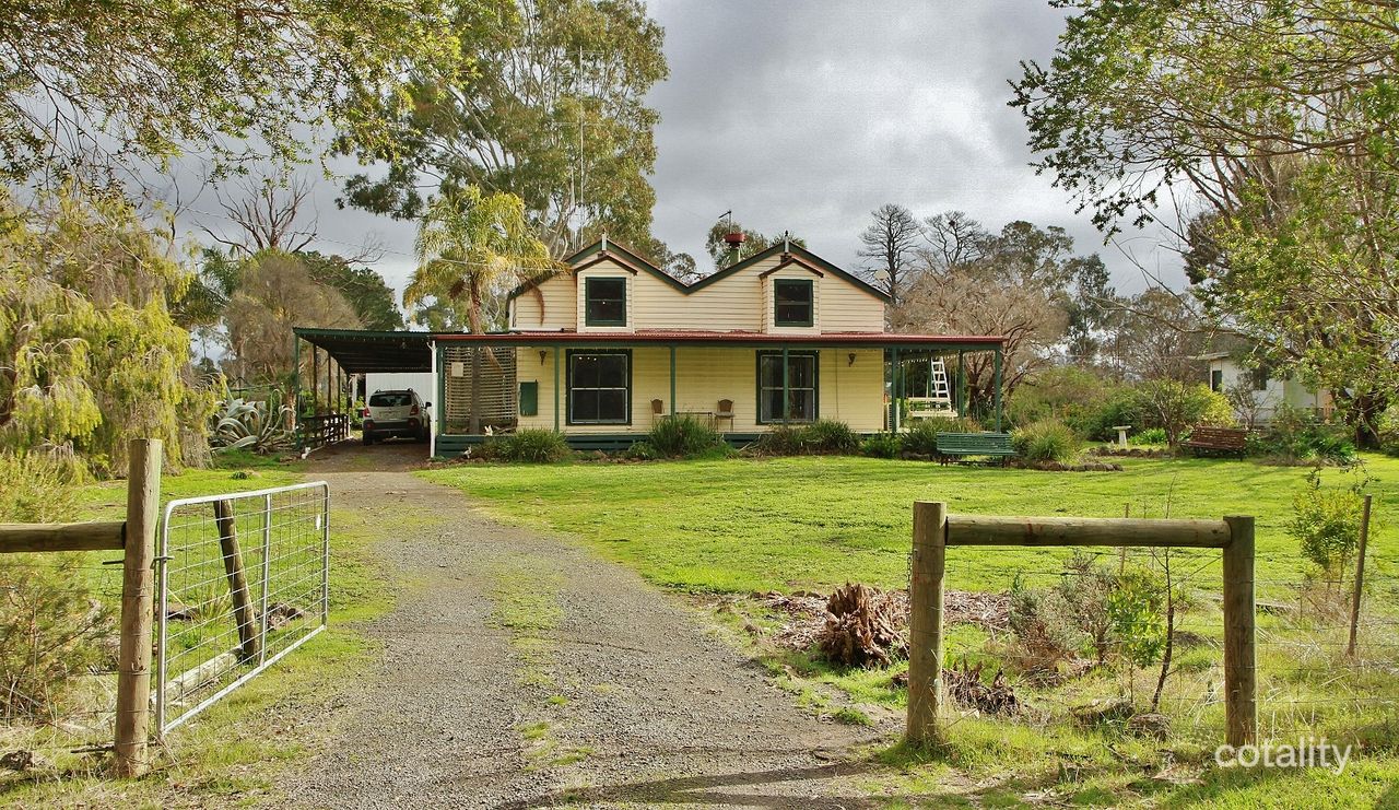 813 North Redesdale Rd, Redesdale, VIC 3444