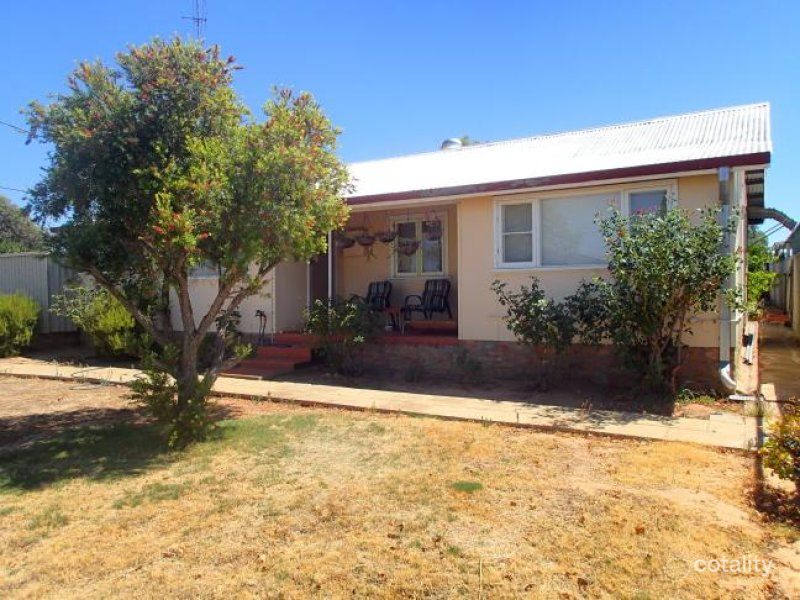27 Queen St, Beverley, WA 6304