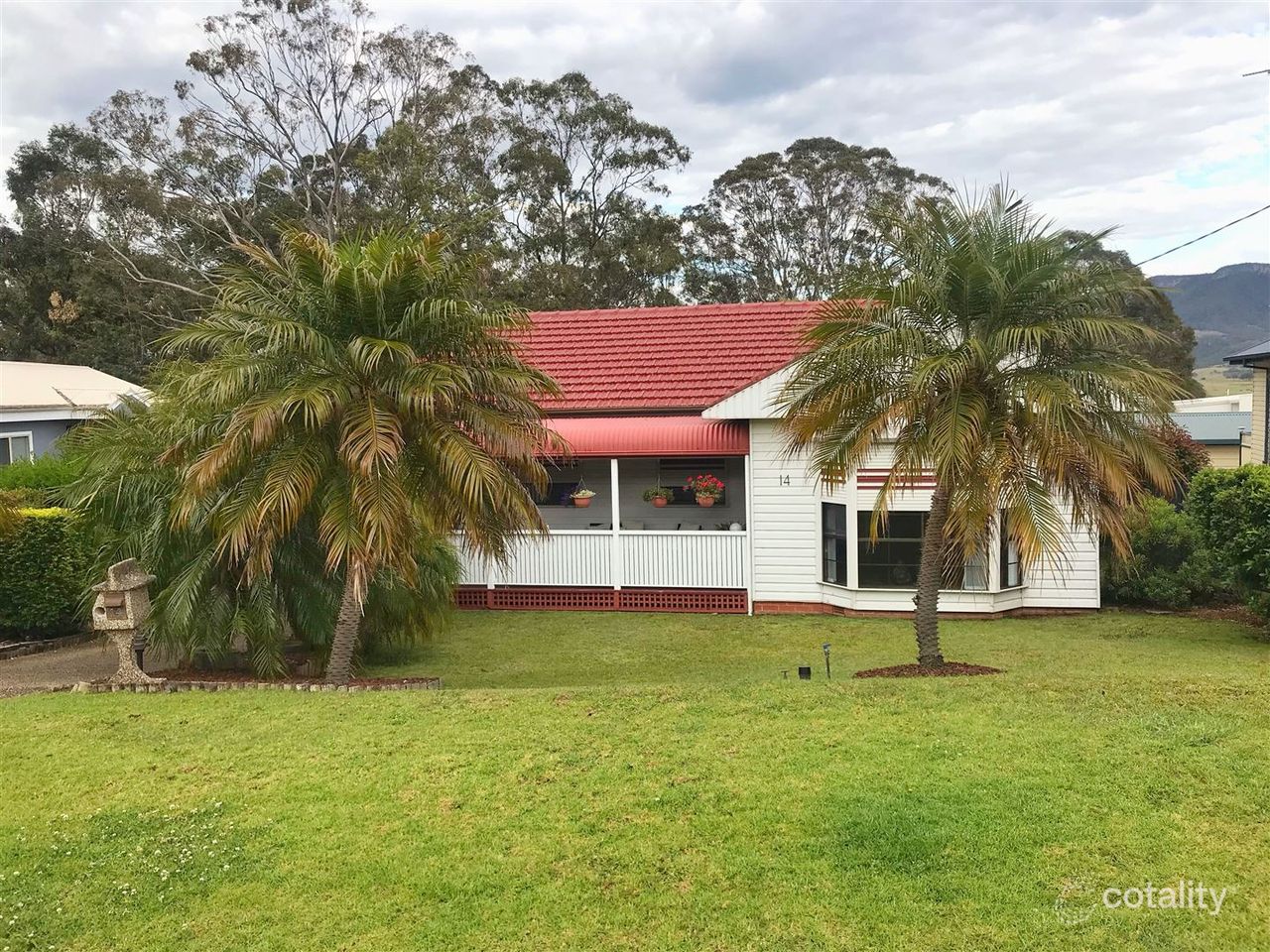 14 Amaral Ave, Dapto, NSW 2530