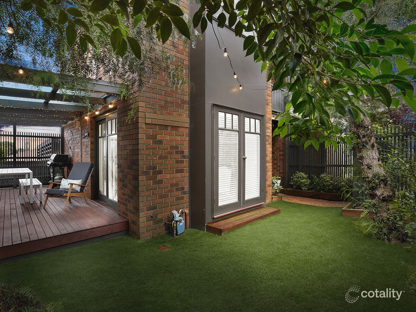 3/2 Upper Skene St, Newtown, VIC 3220