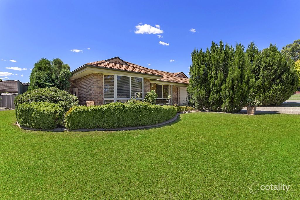 8 Prujoy Pl, West Albury, NSW 2640