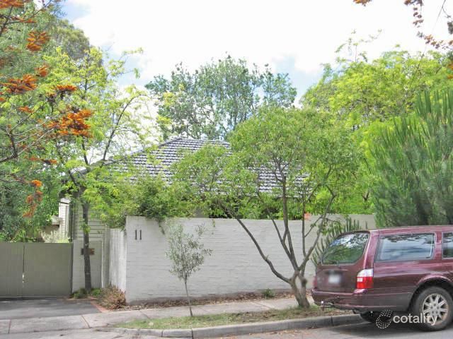 11 Kennealy St, Surrey Hills, VIC 3127