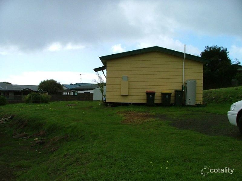 15 Warrawee Tce, Penneshaw, SA 5222